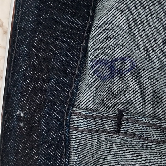 Joe's Jeans Wide Flare Freyed Jean's - Picture 10 of 10